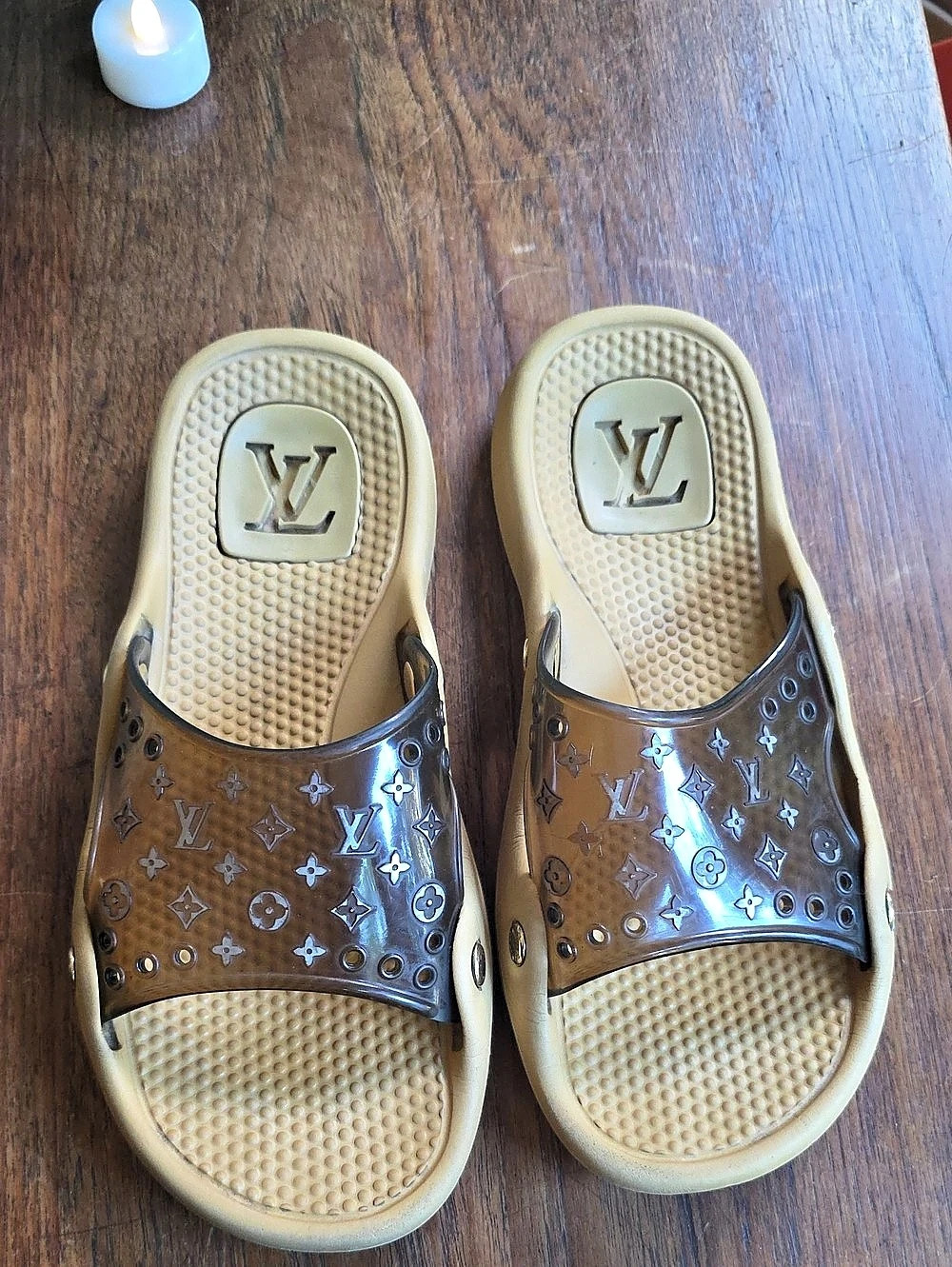 Louis Vuitton Monogram Brown & Beige Sandals Size 38, 7.5US